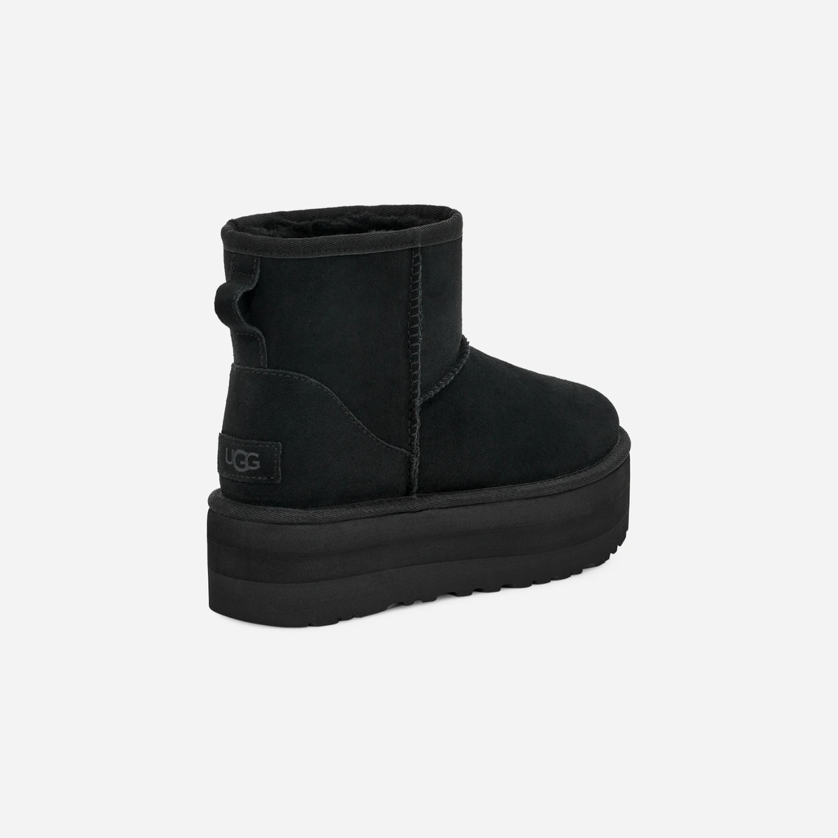 Женские угги Ugg Classic Mini Platform Black цена 11 150 Руб. фото и описание в каталоге сайта ugg-boom.ru — фото 4