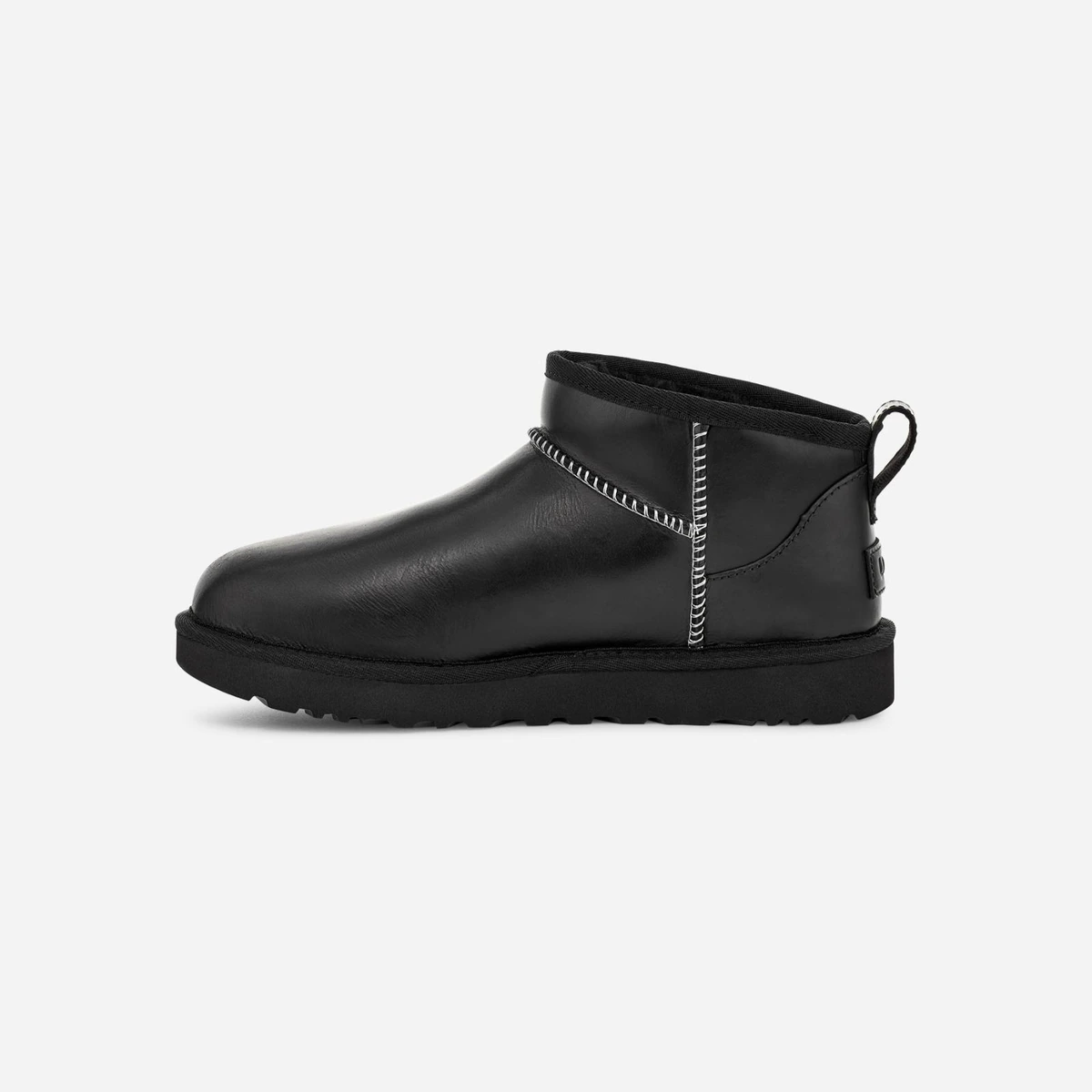 Женские угги Ugg Classic Ultra Mini Leather Black цена 10 000 Руб. фото и описание в каталоге сайта ugg-boom.ru — фото 3