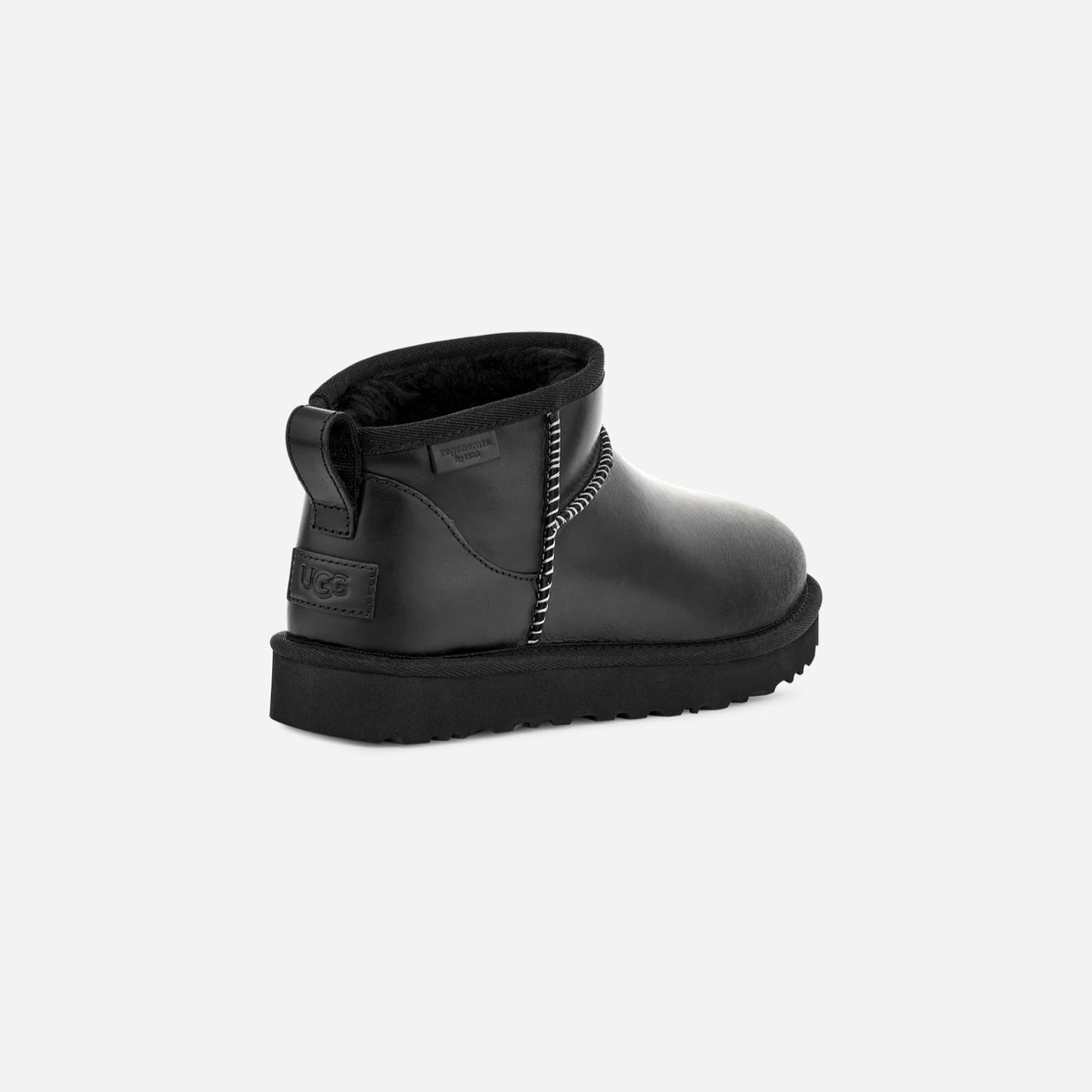 Женские угги Ugg Classic Ultra Mini Leather Black цена 10 000 Руб. фото и описание в каталоге сайта ugg-boom.ru — фото 4