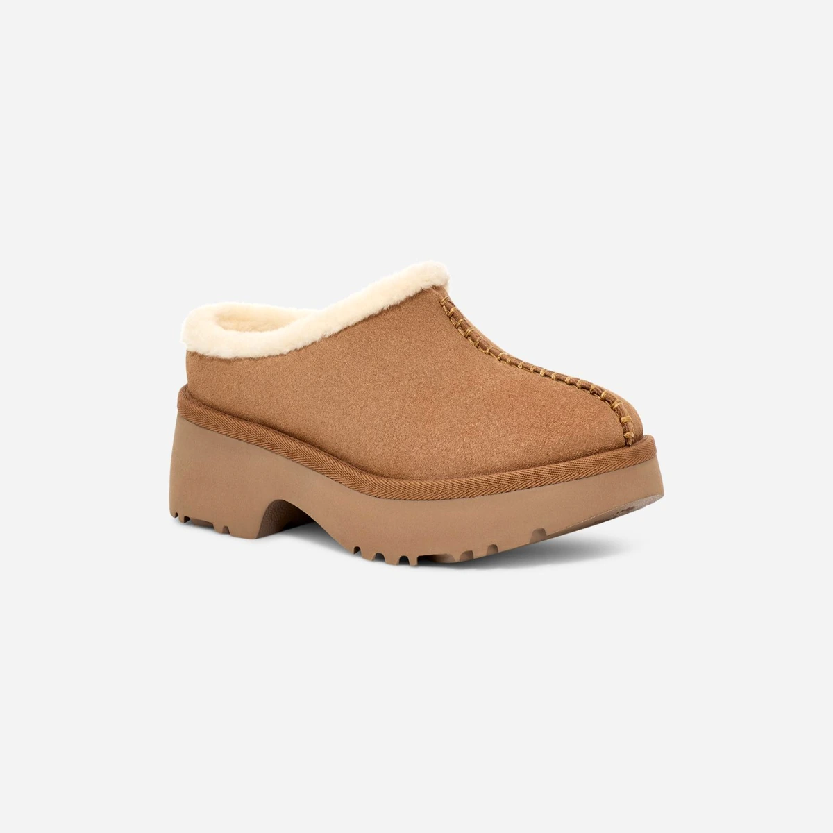 Женские сабо UGG New Heights Cozy Clog Chestnut цена 9 000 Руб. фото и описание в каталоге сайта ugg-boom.ru — фото 2